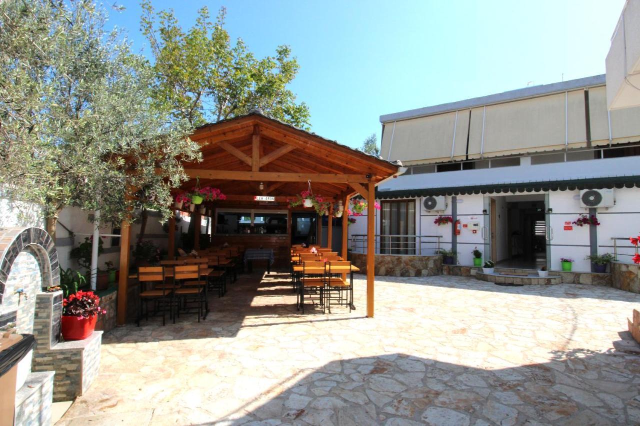 קסאמיל Vila Reni Risi מראה חיצוני תמונה